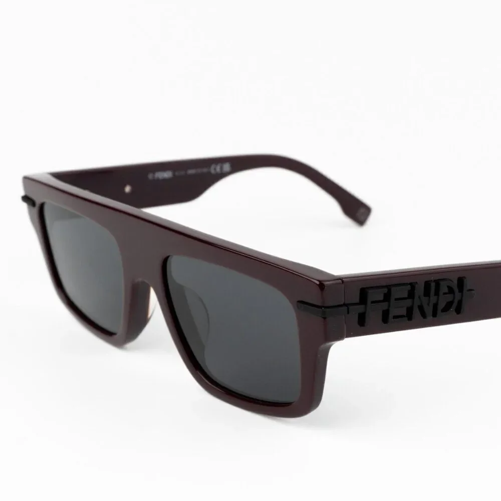 NEW Fendi FE40091U FENDIGRAPHY 69A Bordeaux Grey Unisex Square Sunglasses